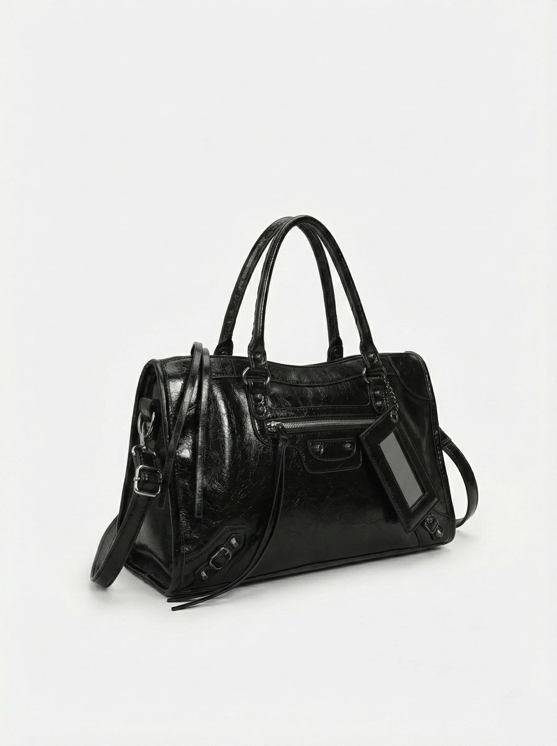 Carmela- Stylish Handbag with Spacious Interior & Minimalist Design