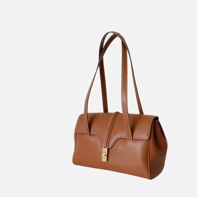 Laura Budapeste Pouch